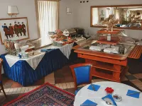 Hotel Villa Savoia Các khách sạn gần Bảo tàng Xe hơi