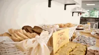 Hotel Ville de Paris - Breakfast