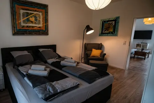 Modern 65 sqm art apartment for up to 6 guests