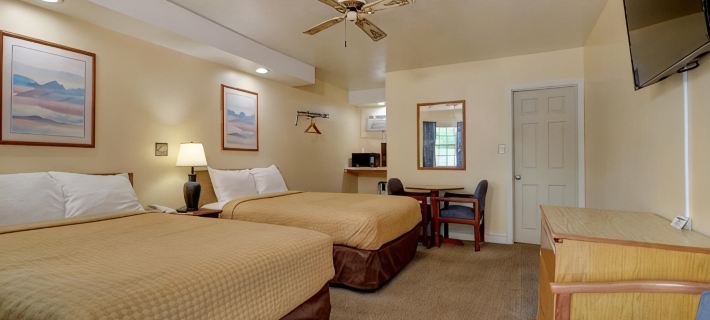 Brookside Inn & Cottages Hotels in Saco