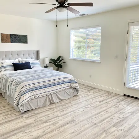 Newly renovated spacious home near Folsom Lake Hotele w: Folsom