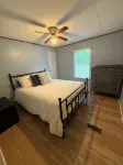 Sunset BnB - 3BR &  Lovely Waterfront Vista