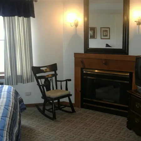 Sturbridge Country Inn