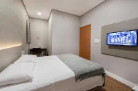 Florida Mall & Suites