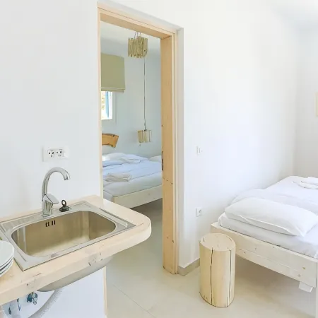Maganos Suites