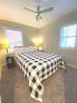 Skots Villa Bottom West. Near Sanford Medical, Midco, Univ. SF & Augustana - Condos