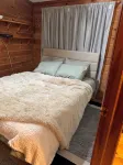 Simple Charming 2-bedroom cabin in Whittier NC, 14 miles from Cherokee - Chalets