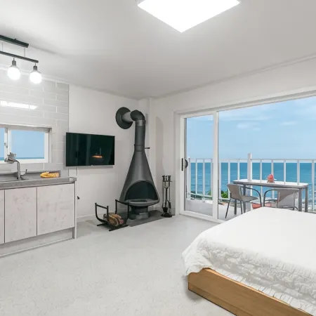 Yangyang Sea Travel Pension