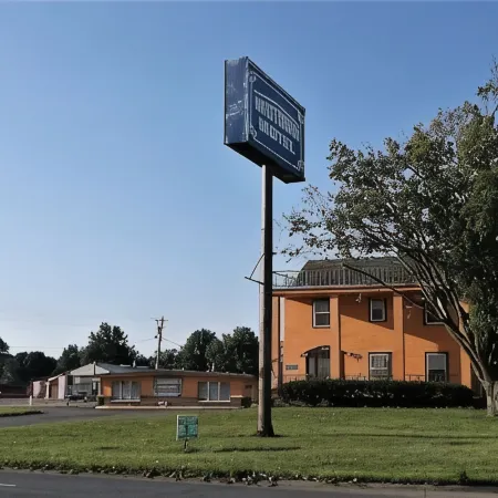 Midtown Motel Burlington Near Hwy 34