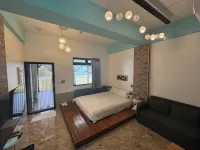Small House - Cliff - Pensions