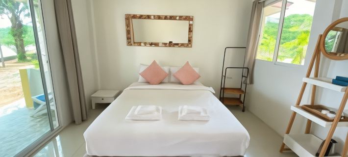 Issara Beach Resort Hotels in Sichon