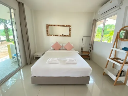 Issara Beach Resort