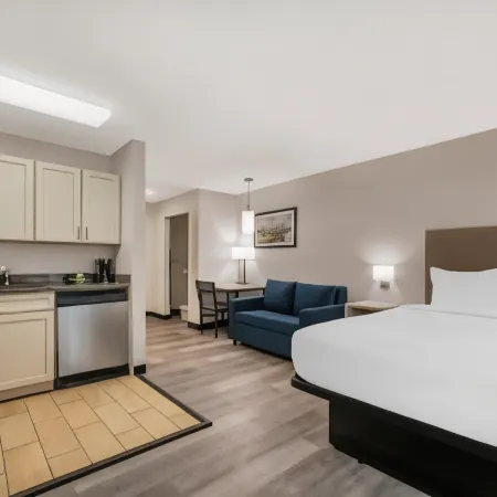 Dulles Suites