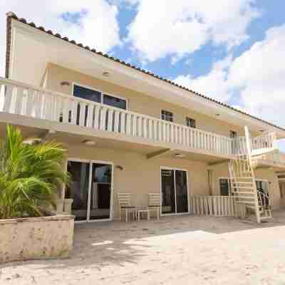 DeLynne Resort Curaçao Hotel Exterior