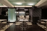 The Residency, Chennai - С баром