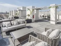 Livensa Living Studios Valencia Marina Real Hotels near Algiros