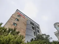 Yongin Singal Hotel Meriel 新葛駅周辺のホテル