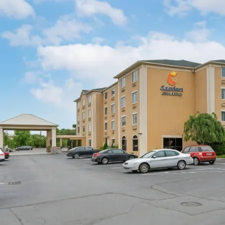 Comfort Inn & Suites Wilkes Barre - Arena