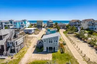 Oceanside Cottage Steps from the Beach!  The Gray Sandcastle!