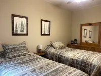 Gold Pan Hideaway Hotels in Hill City