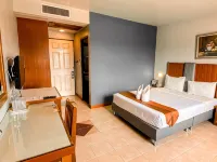 K2 Hotel @ Airport Hotels in Amphoe Phunphin