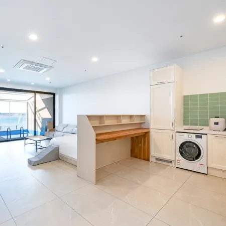 Muan Oberman Pet-Friendly Villa