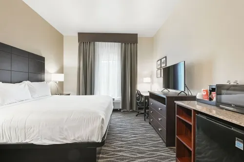 Cobblestone Hotel & Suites - Mosinee