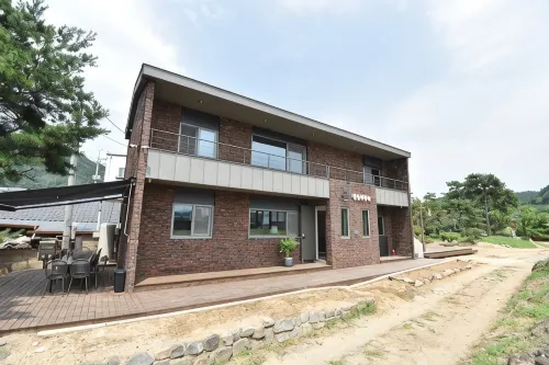 Cheongsong Inn Pension - Homestays
