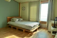 Donghae Lighthouse Oreumgil Pension - 2-نجوم