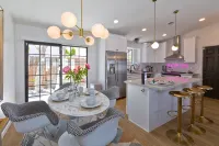 Desert Paradise with pool, mountain views and close to festivals, LIC#230224 - Gym