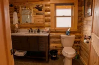 The Ranch House Cabin at J&J Cabins