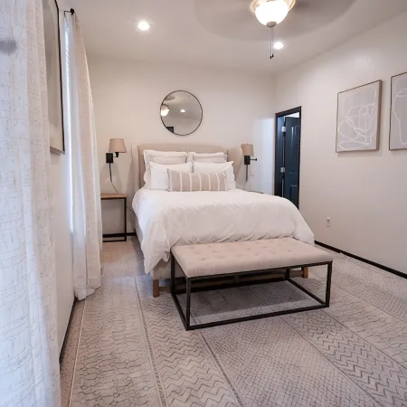 Casa de Flo - 3 BD/3 Bath SPACIOUS CONDO