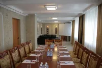 Ilek Hotel - 停車場