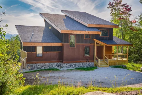 Pet Friendly, Ski Storage Room, Pool,Hot Tub, Sauna, Gameroom - 4-Star