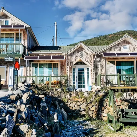 Namhae Balunsup Pension