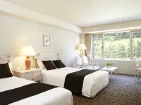 Luke Plaza Hotel Hotels near Mt. Inasa
