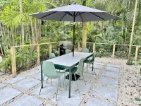 Coconut Grove Mid-Century Jungle Oasis - Bungalows