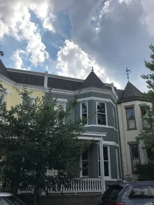 Luxury home in the historic Fan District - Bungalows