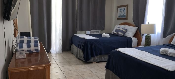Spacious apartment with sea views, everything you need to spend your vacations. Isabela otelleri