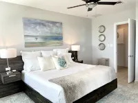 PRIVATE PENTHOUSE VIEWS on the TOP/5th FLOOR!! 1 Bedroom Condo at SUNSET CARIBE!
