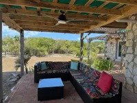 Cat's Cove, Pigeon Cay - 2 Acres w/ Private Beach - Wifi