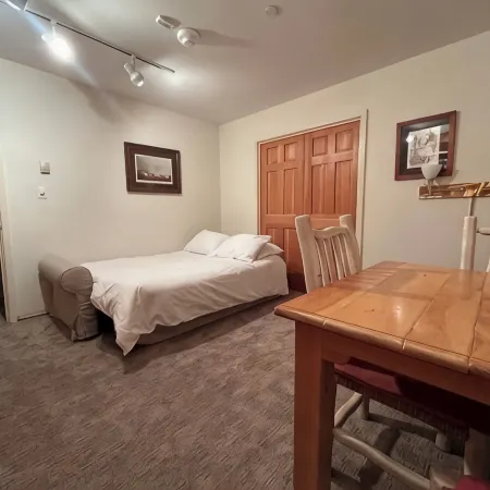 Great location at Treetops 1E in Lionshead