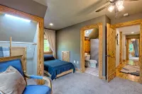 Stacked Stone Retreat - Bryson City Luxury Log Home close to town - 발코니