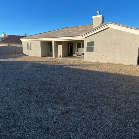 Great for traveling for work or a vacation.  Spacious 4-bedroom house in Kingman