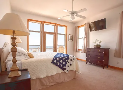 HEATED pool/waterfront/private pier/tennis/hot tub/kayaks/SUPs/8bed 6bath - 4-Sterne