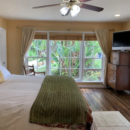 Ranch Style, Private Home Near La Jolla Shores - Walk to dining, shops, beach