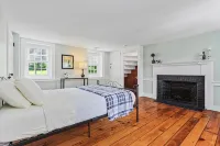Historic Country Estate with Fabulous Pool & Pool House! - Pools