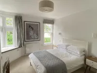 2 Beach Retreat - 400m Walk to Beach, Luxury 2 Bed Family Friendly Apartment - 4 stelle