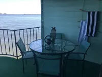 The Lakeside Getaway - newly renovated condo on Lake Conroe - balcony