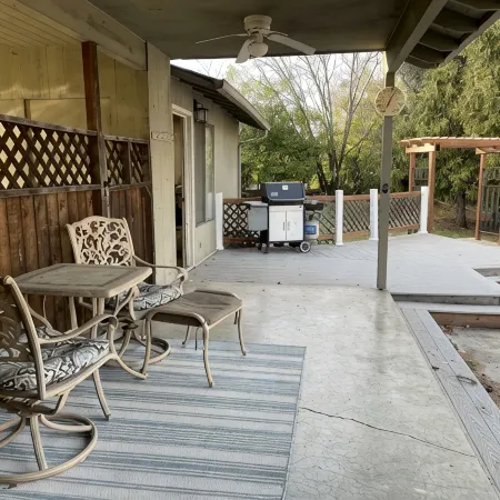 Capital House- Private Getaway with POOL!
